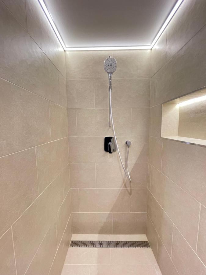 St Stephen Luxury Apartment Budapest Esterno foto