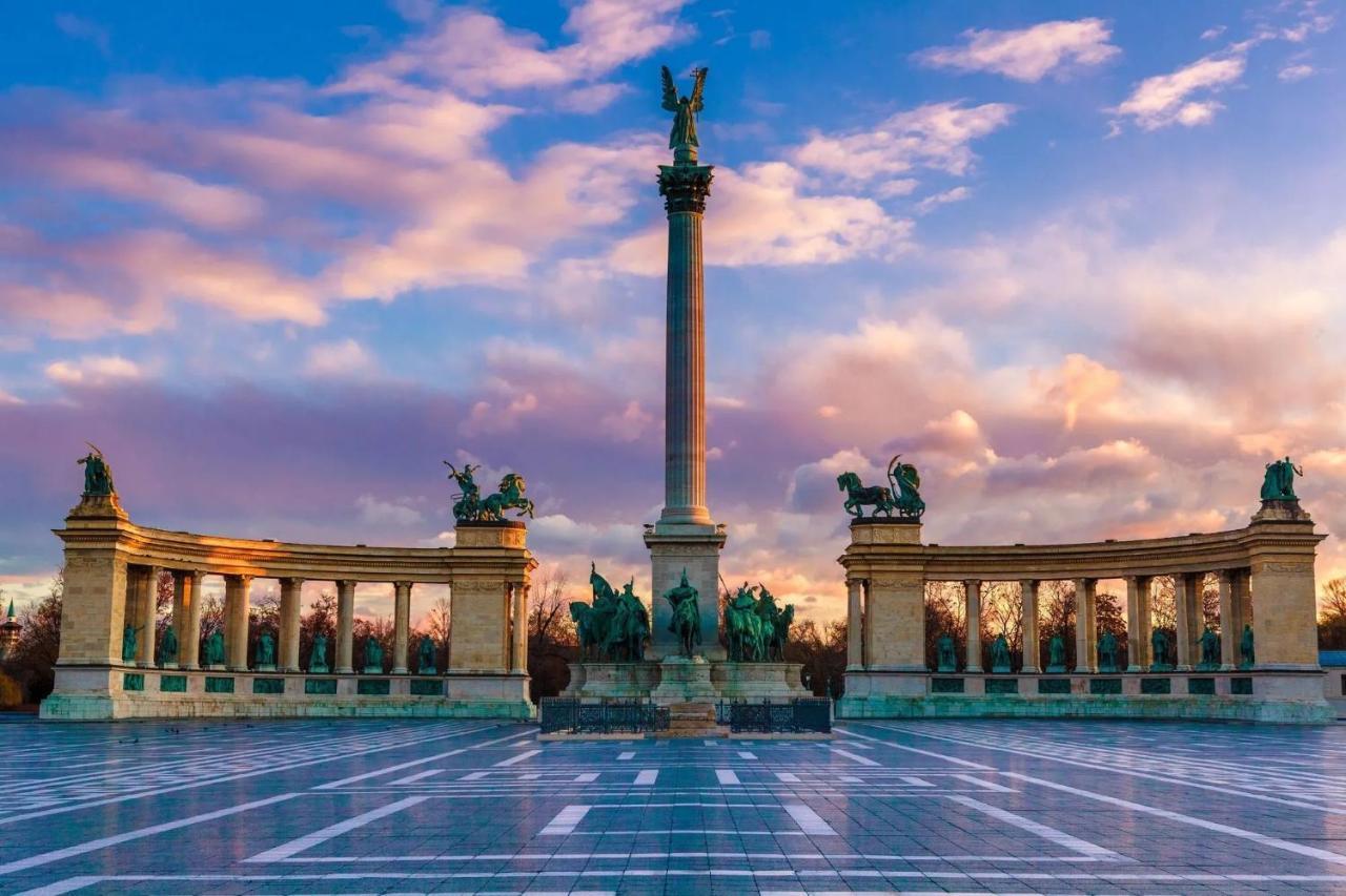 St Stephen Luxury Apartment Budapest Esterno foto